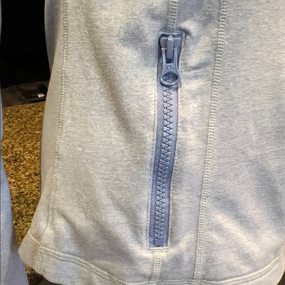 Lululemon Define 6 - image 2